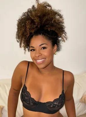 30 Best Scientist Onlyfans Creators Handpicked By Me Bedbible Com