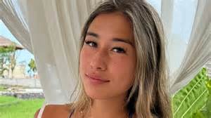 Aksi Hot Lesbian Kira Dan Kaily Yang Saling Muasin Memek Satu Sama Lain Pakai Mainan Seks Bersama Lolly Hardcore Lolly Hardcore Oleh Baberotica Vr Bokep Gadis Masturbasi Fingering Cewek Cantik