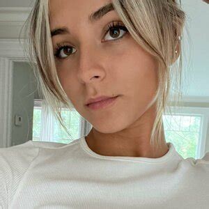 Emiiixox Onlyfans Leaked