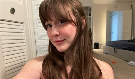 Onlyfans Instead Of Netflix An It Professional Changed Her Job And Now Earns Almost Twice As Much