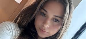 Sophie Rain In Bare Legged Kitchen Snap Is A Thing Of Beauty